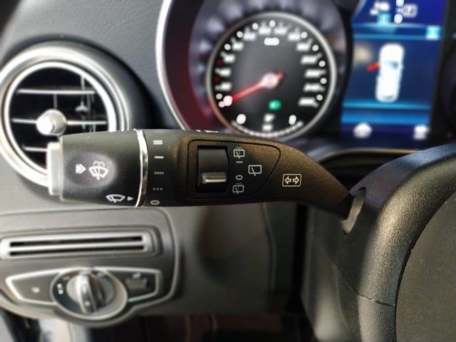 MERCEDES-BENZ GLC 300 usata, con Boardcomputer