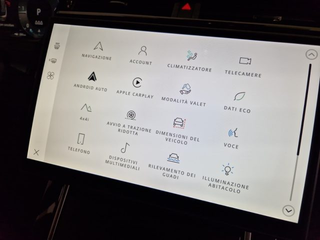 LAND ROVER Range Rover Velar usata, con Regolazione elettrica sedili