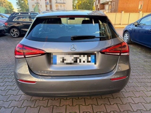 MERCEDES-BENZ A 250 usata, con Alzacristalli elettrici