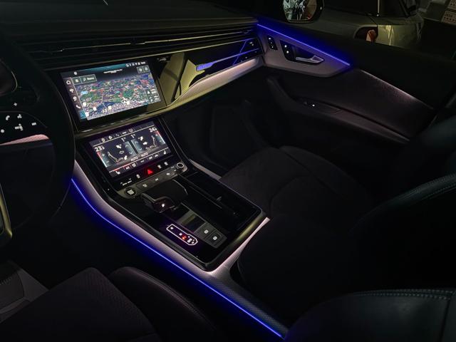 AUDI Q8 usata, con Luci diurne