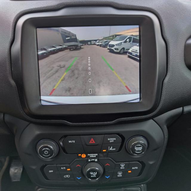 JEEP Renegade usata, con USB