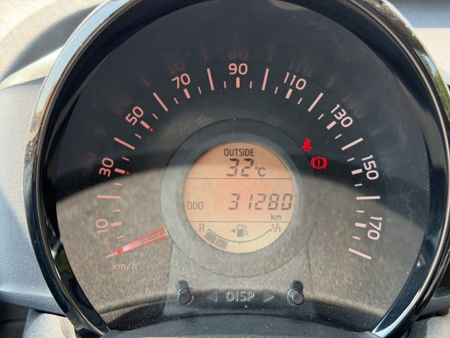 PEUGEOT 108 usata 14