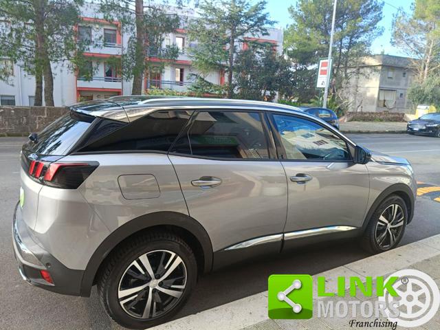 PEUGEOT 3008 usata, con USB