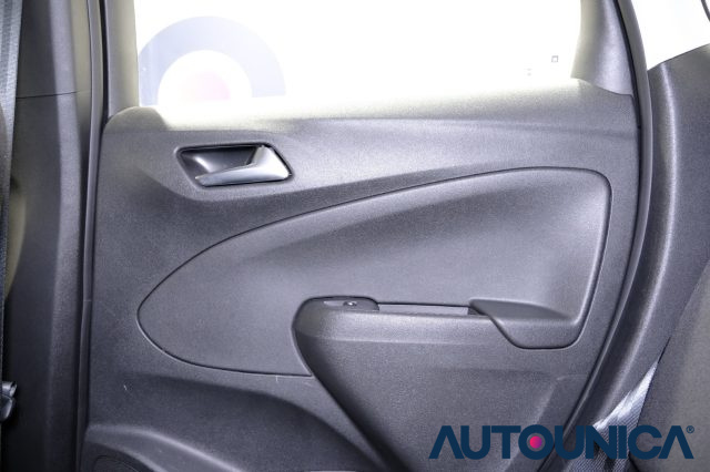 OPEL Crossland usata 32