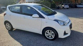 HYUNDAI i10 usata, con Airbag laterali