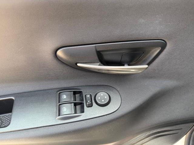 LANCIA Ypsilon usata, con ESP