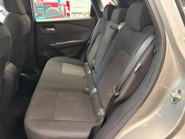 NISSAN Qashqai usata, con Sedile posteriore sdoppiato