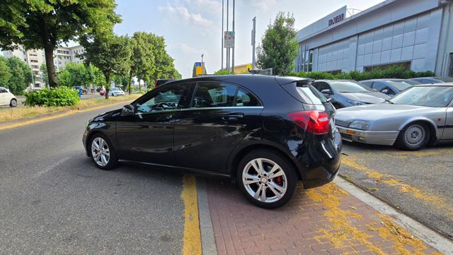 MERCEDES-BENZ A 180 usata, con Alzacristalli elettrici