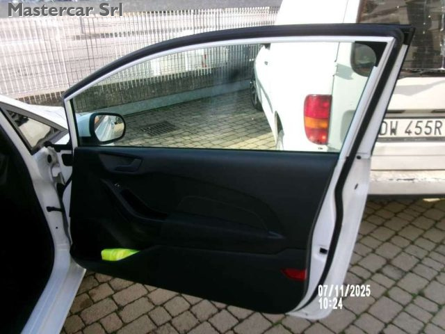 FORD Fiesta usata, con Sedile posteriore sdoppiato