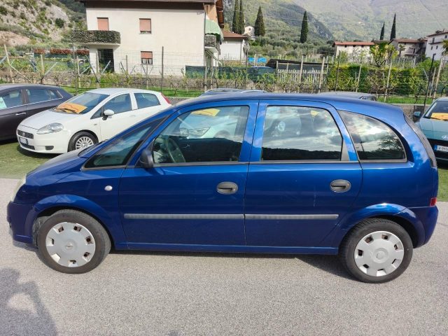 OPEL Meriva usata, con Airbag