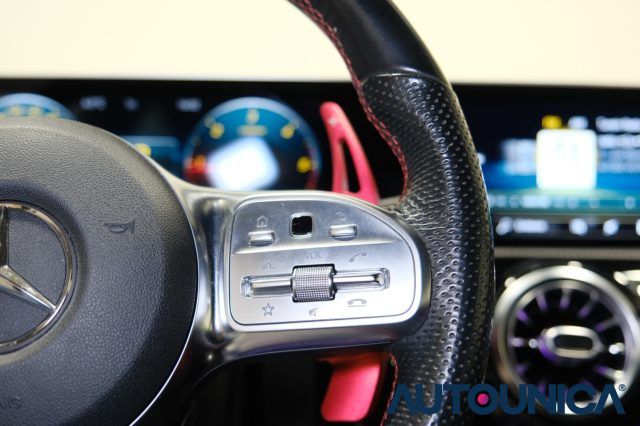 MERCEDES-BENZ A 180 usata, con Fari LED