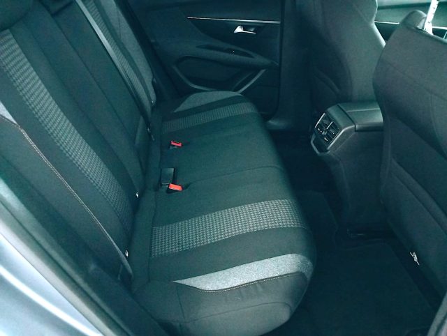 PEUGEOT 3008 usata, con Controllo elettronico della corsia