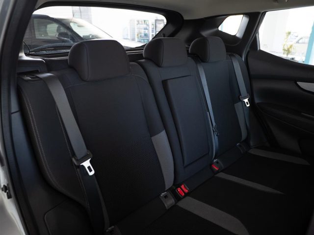 NISSAN Qashqai usata, con Interni in pelle