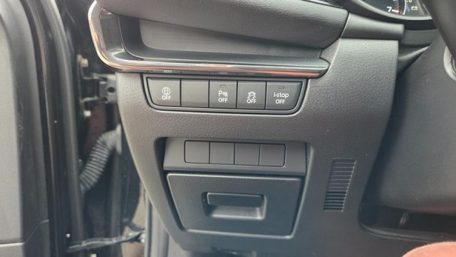 MAZDA 3 usata, con Luci diurne LED