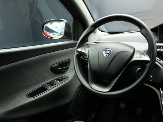 LANCIA Ypsilon usata, con Sedile posteriore sdoppiato