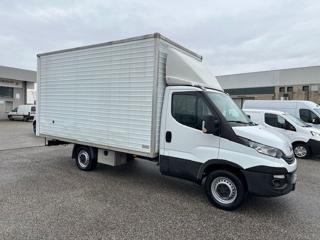 IVECO Daily usata, con Autoradio