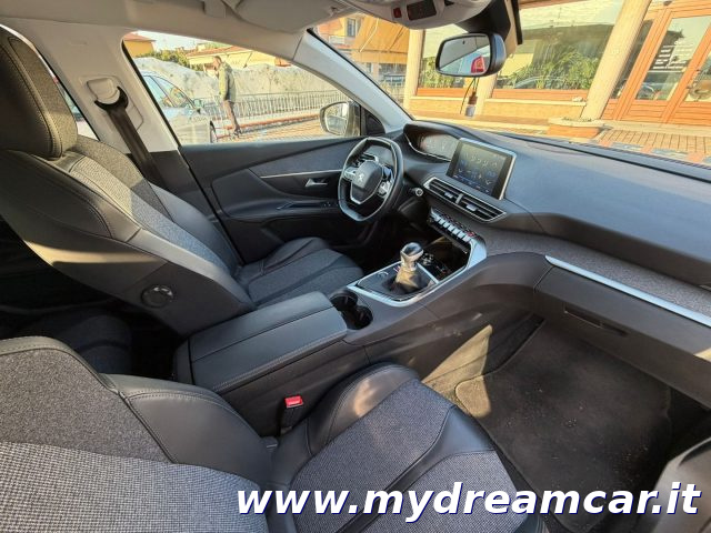 PEUGEOT 3008 usata, con Sistema di navigazione