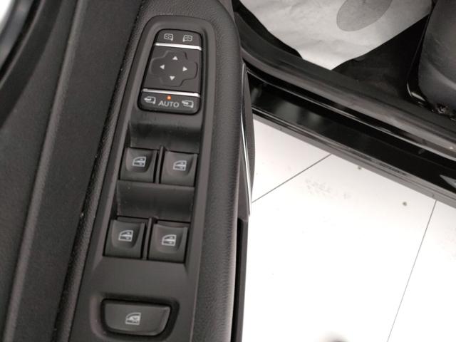 RENAULT Captur usata, con Servosterzo