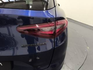 ALFA ROMEO Stelvio usata, con Volante multifunzione