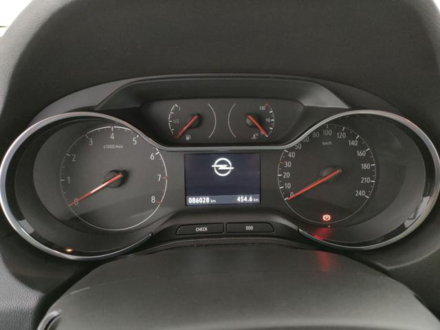 OPEL Grandland X usata, con USB