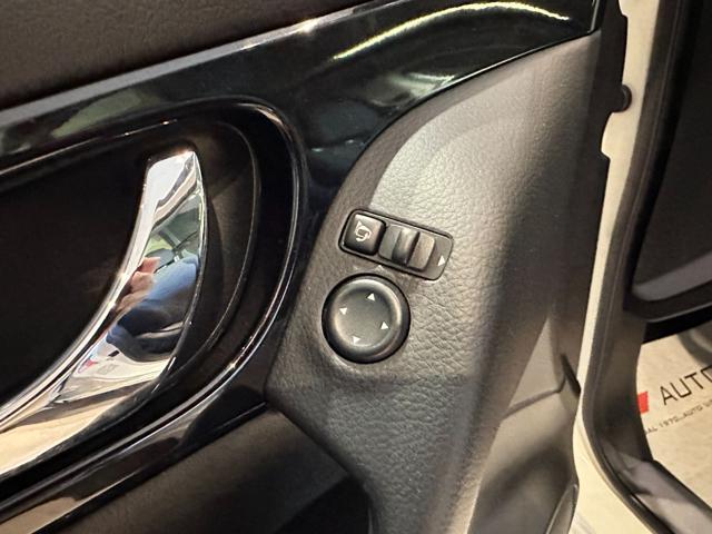 NISSAN Qashqai usata, con Volante in pelle