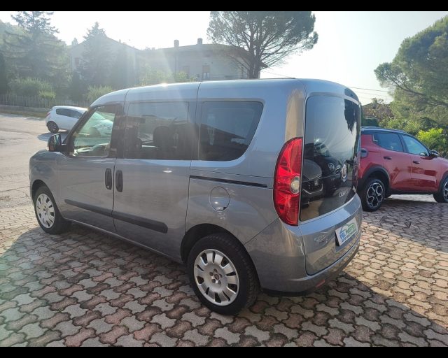 FIAT Doblo usata, con Sedile posteriore sdoppiato