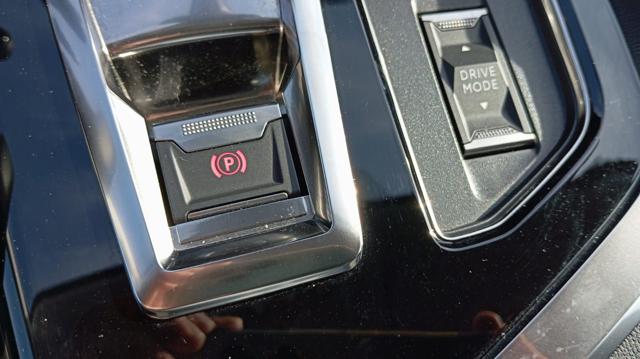 PEUGEOT 3008 usata, con MP3