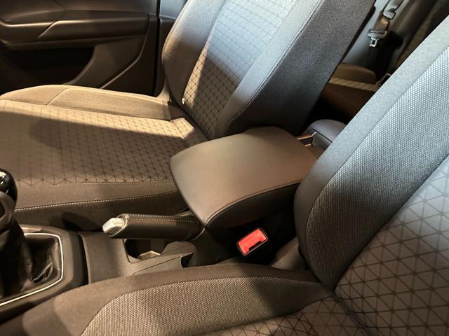 VOLKSWAGEN T-Cross usata, con Vivavoce