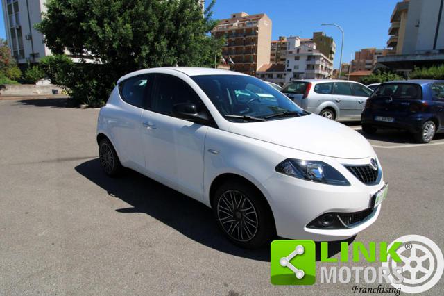 LANCIA Ypsilon usata 24