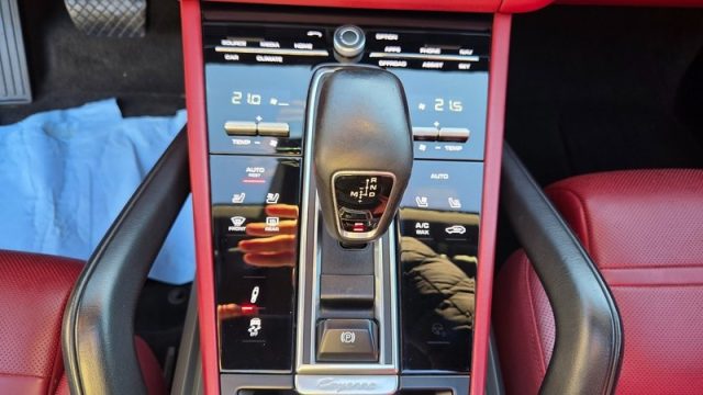PORSCHE Cayenne usata, con Volante multifunzione