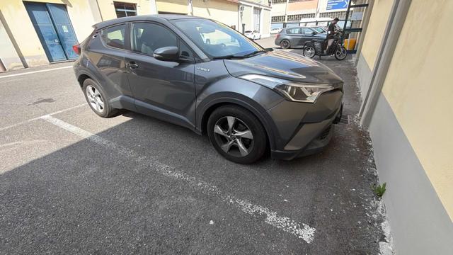 TOYOTA C-HR usata, con Autoradio
