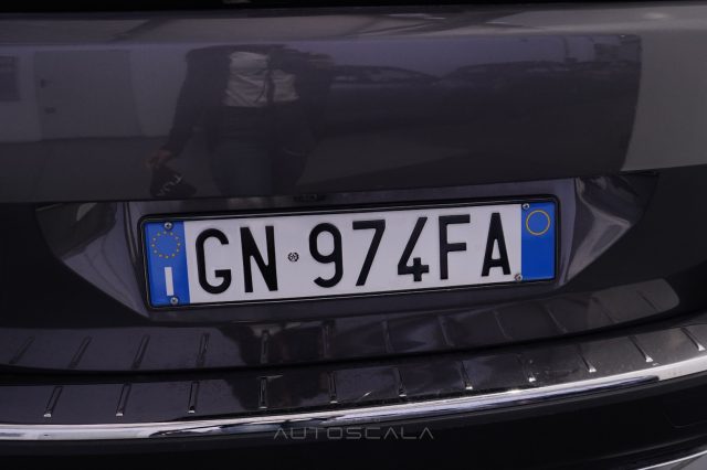 PEUGEOT 5008 usata 41