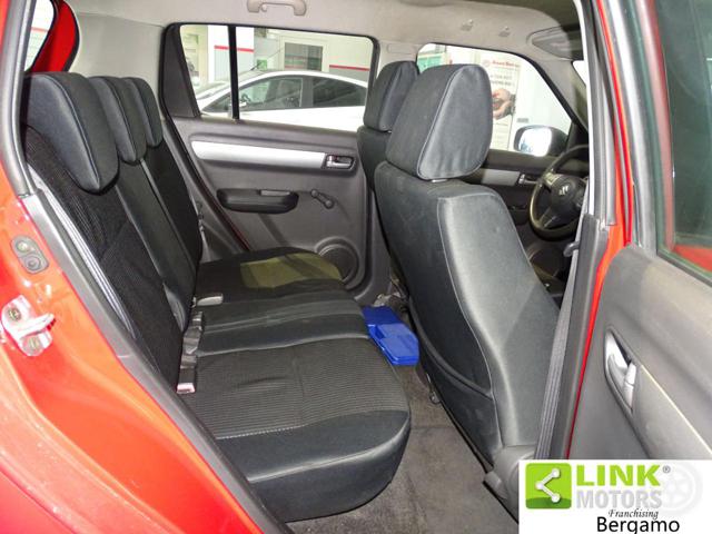 SUZUKI Swift usata, con Sedile posteriore sdoppiato
