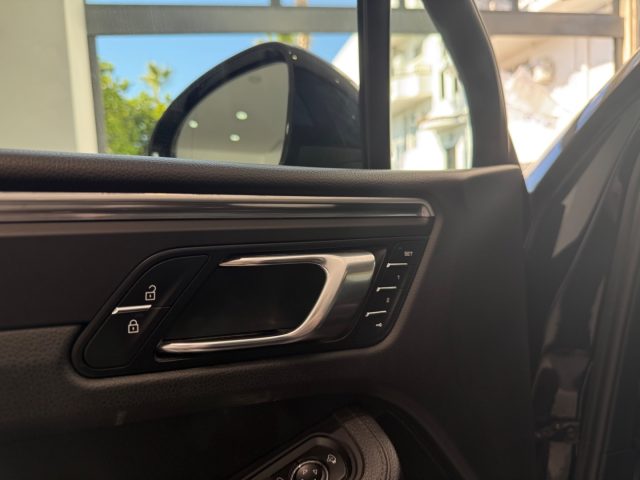 PORSCHE Macan usata, con MP3