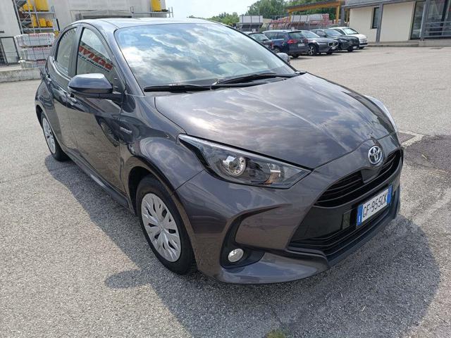 TOYOTA Yaris usata, con Airbag