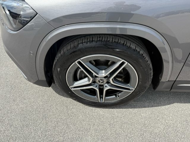 MERCEDES-BENZ GLA 200 usata, con Sistema di navigazione