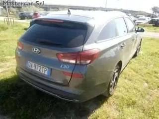 HYUNDAI i30 usata, con Airbag laterali