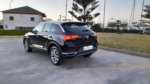 VOLKSWAGEN T-Roc usata, con MP3