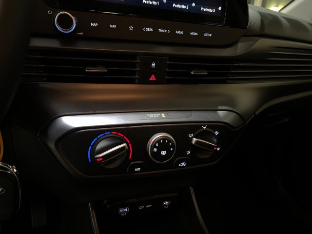 HYUNDAI i20 usata, con Sensore di luce