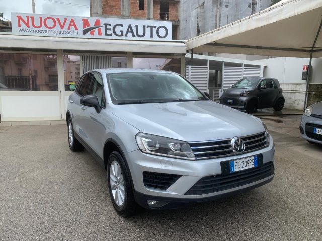 VOLKSWAGEN Touareg usata, con ABS