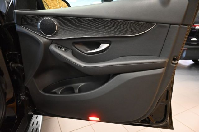 MERCEDES-BENZ GLC 220 usata 144