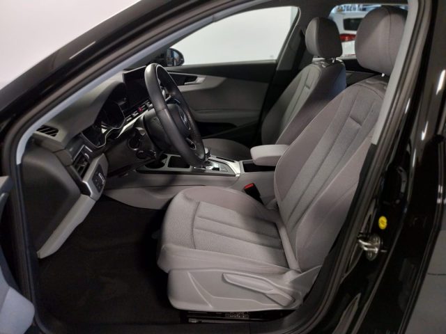 AUDI A4 usata, con Park Distance Control