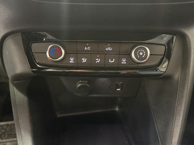 OPEL Corsa usata, con Volante in pelle