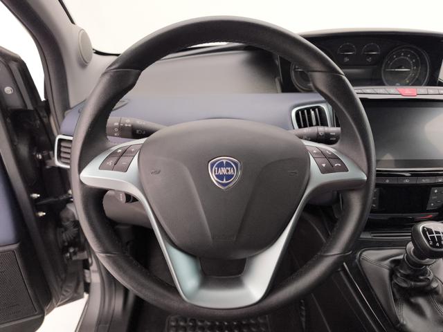 LANCIA Ypsilon usata, con ESP