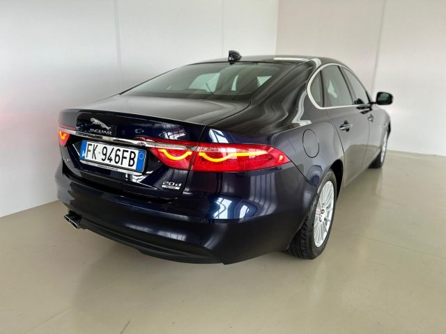 JAGUAR XF usata, con Airbag