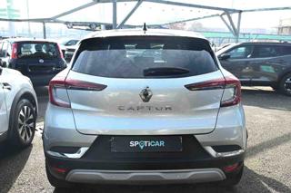 RENAULT Captur usata, con Volante in pelle