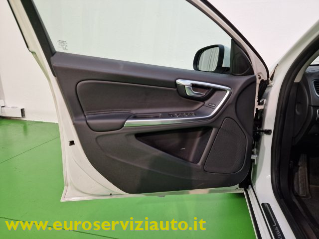 VOLVO V60 usata 39