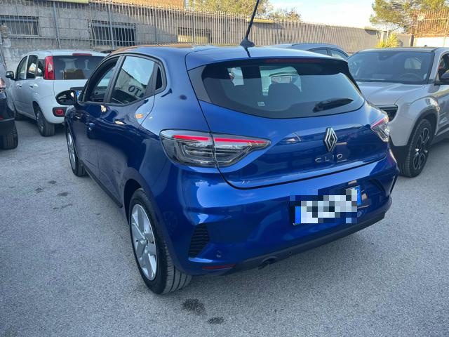 RENAULT Clio usata, con Airbag