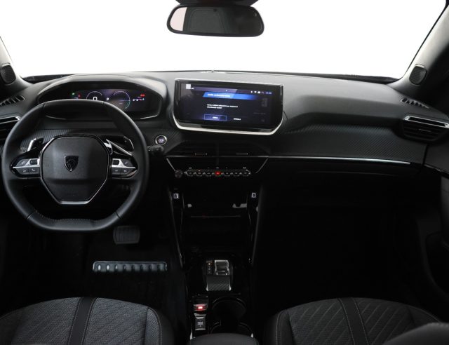 PEUGEOT 2008 usata, con USB