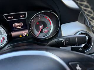 MERCEDES-BENZ GLA 200 usata, con Volante in pelle